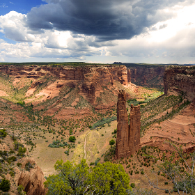 Looking down on the monolithic Spider Rock at Canyon de Chelly.