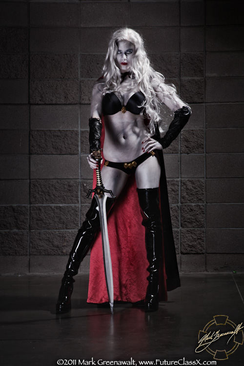 Lady Death at Phoenix ComiCon